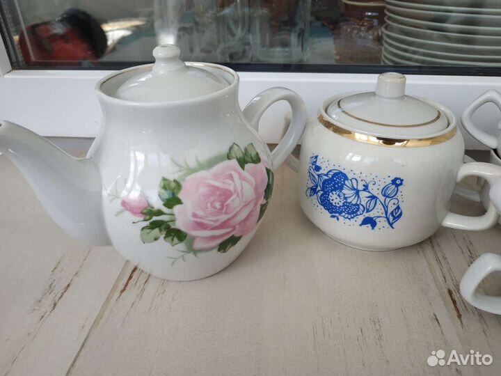 Чайник сахарница тарелки СССР