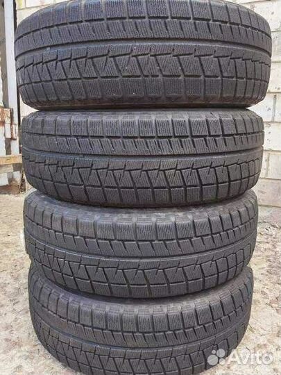 Bridgestone Blizzak Revo GZ 215/65 R16 99T