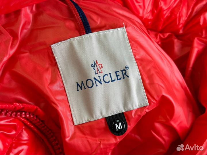 Пуховик moncler метка nfc