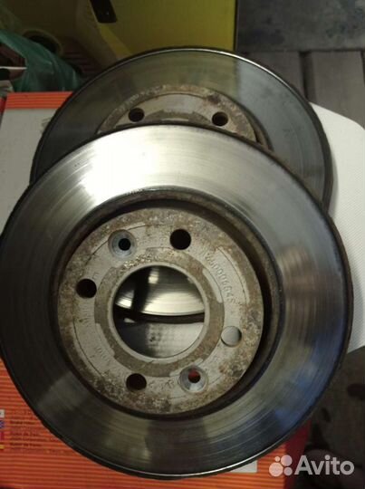 Передний тормозной диск Лада vesta