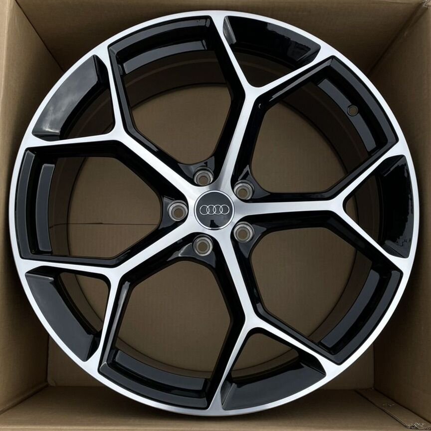 Литые диски Audi 9×R21 5×112