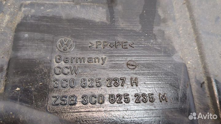 Защита моторного отсека Volkswagen Passat 6, 2009