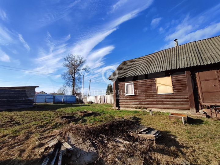 Дом 36 м² на участке 6 сот.