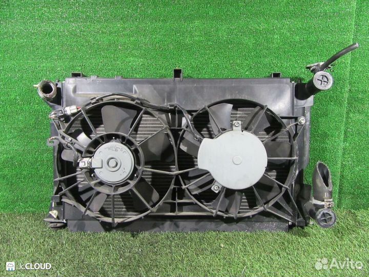 Радиатор основной на toyota avensis AZT250 1AZ-FSE