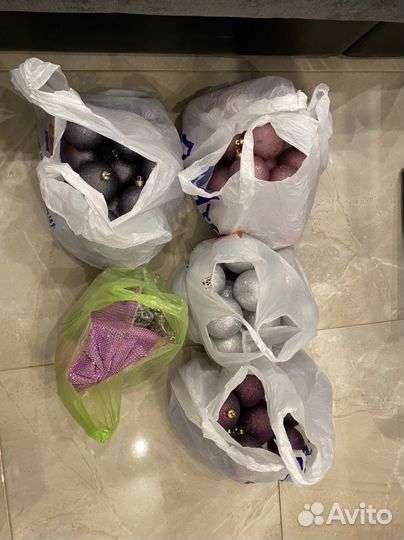 Елочные игрушки шары бантики