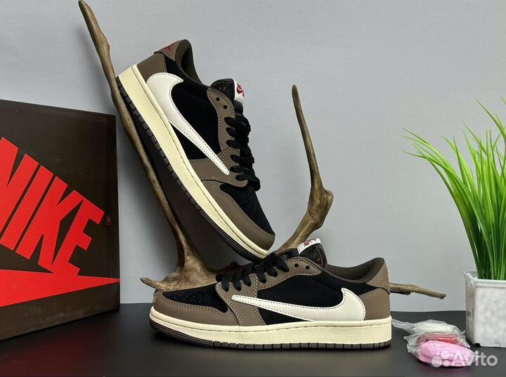 Кроссовки nike travis scott