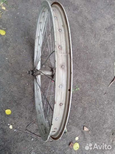 Колесо обод на Каму, аист