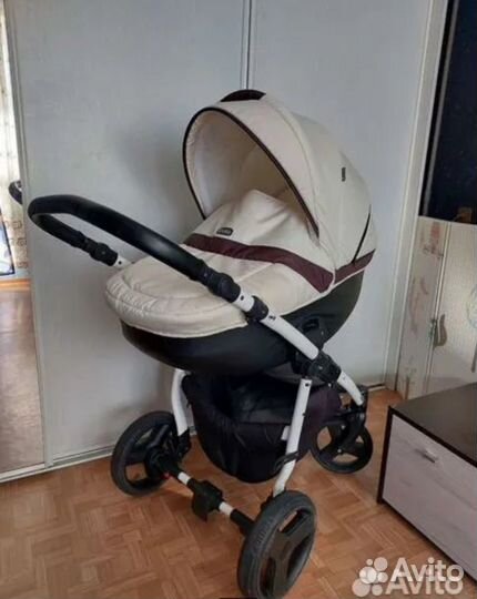 Коляска zippy 3 в 1