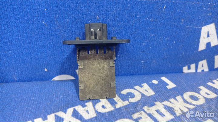 Резистор печки Kia Sportage 3 кроссовер G4KD 2014