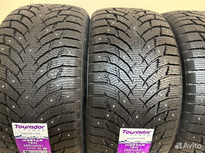 Tourador Ice Star TSW1 295/40 R21 114S