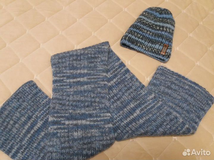 Комплект шапка и шарф женский