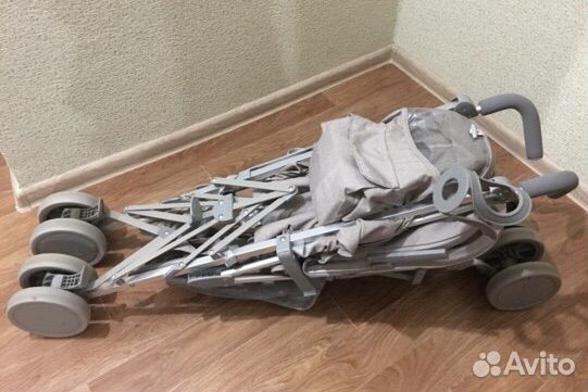 Коляска прогулочная