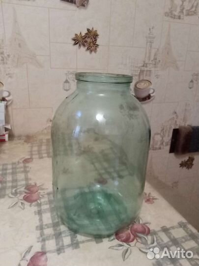 Банка стеклянная трехлитровая б/у