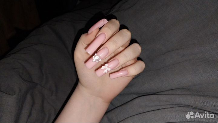 Маникюр, наращивание ногтей