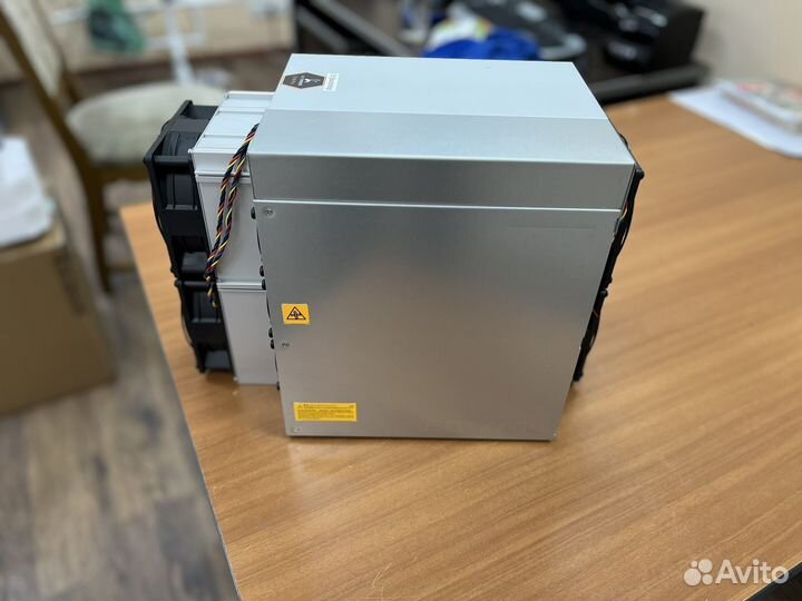 Antminer S19k Pro 188Th - аналог T21