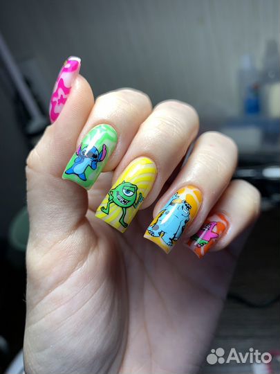 Маникюр и педикюр