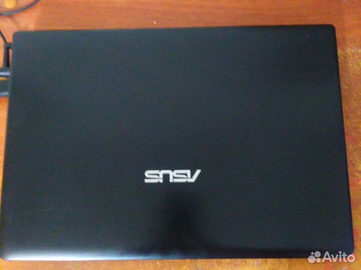 Ноутбук asus