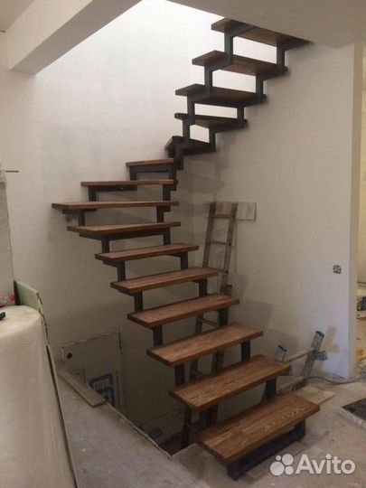 Лестница на второй этаж изготовление и установка