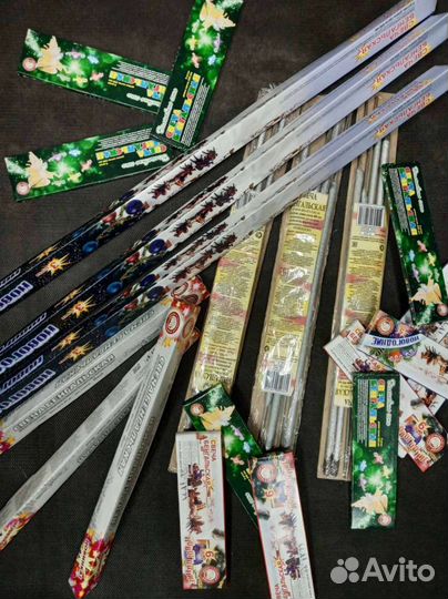 Бенгальские огни, салюты, фейерверки