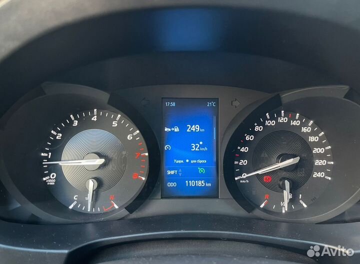 Панель Toyota Corolla 180/Auris II + кнопки руля