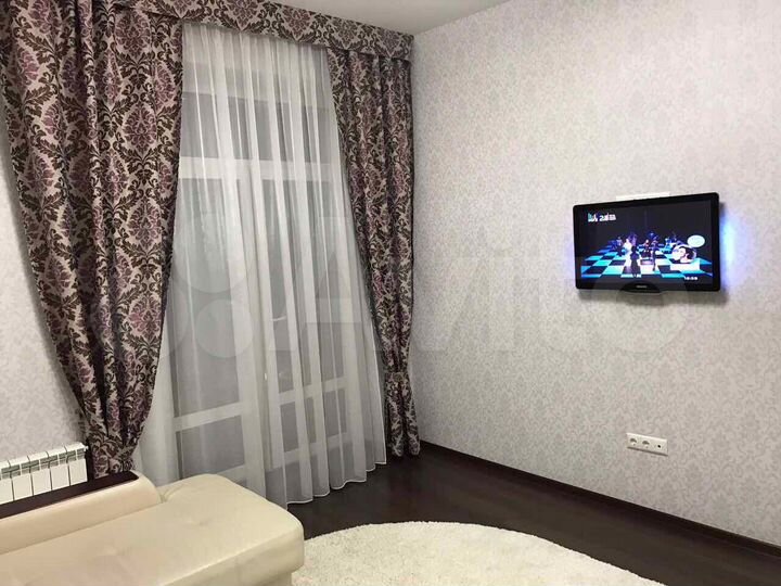 2-к. квартира, 58 м², 7/7 эт.