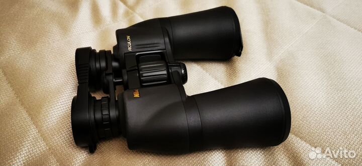 Бинокль Nikon 10х50 Aculon A211 новый