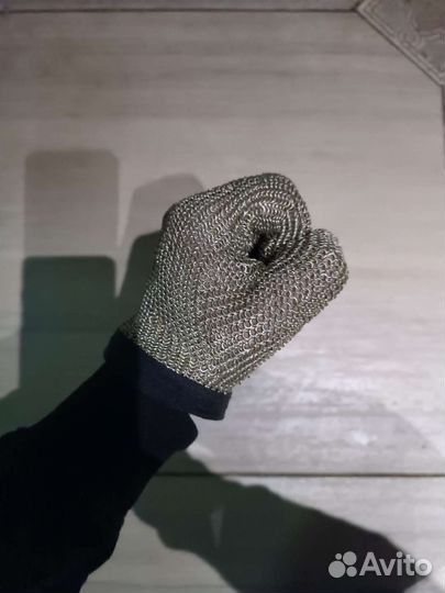 Кольчужная перчатка