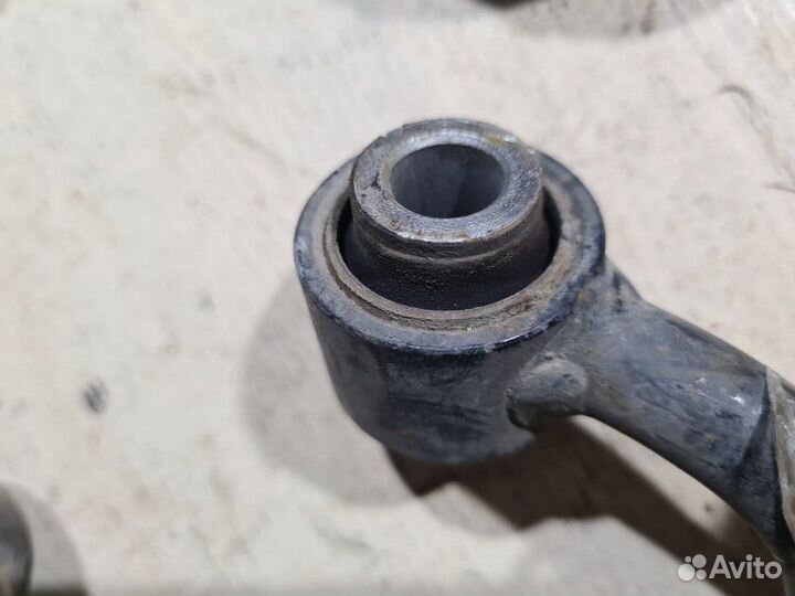 Стойка стабилизатора задняя Nissan X-Trail T32