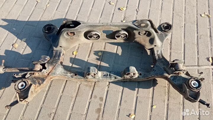 Подрамник задний hyundai santa fe 2 cm