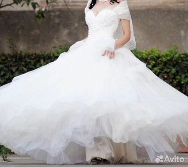 Свадебное платье