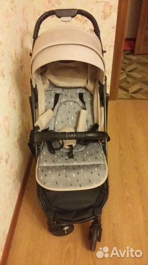 Коляска прогулочная
