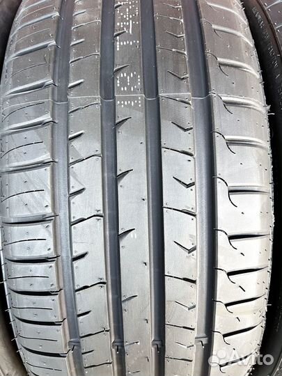Sunwide RS-One 245/40 R20 148W