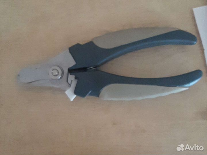 Когтерезка для собак