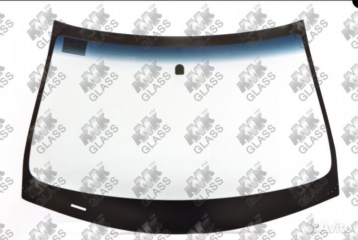 Лобовое стекло Infiniti G35 (2006)