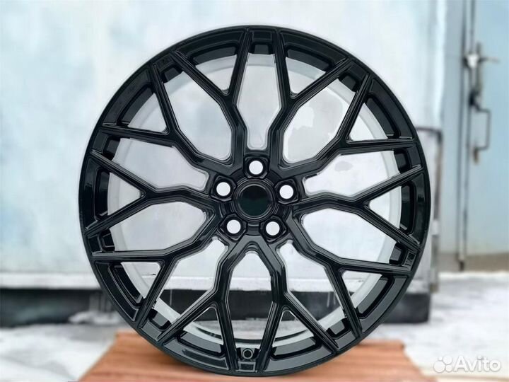 Кованые диски GT Forged HF-02 R20 на Mini Cooper