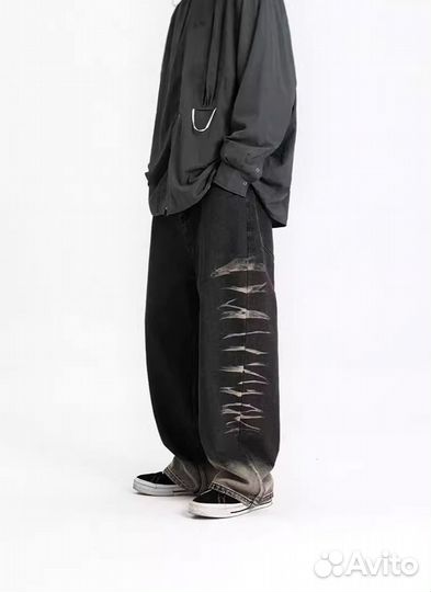 Джинсы Balenciaga Jail type