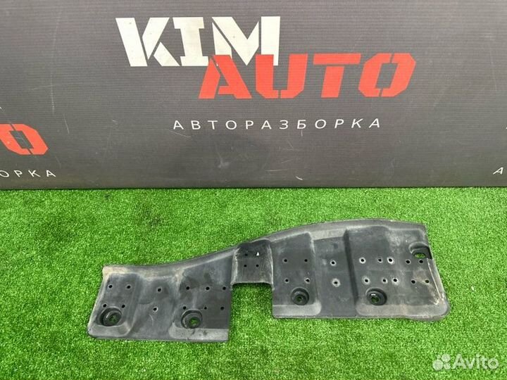 Защита днища кузова правая Kia Ceed 1 Ed Hb 1.4