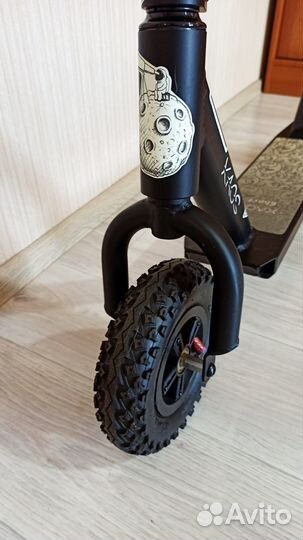 Трюковой дёртовый самокат xaos Ghost