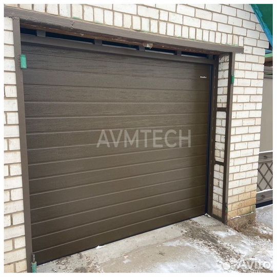 Секционные ворота для гаража