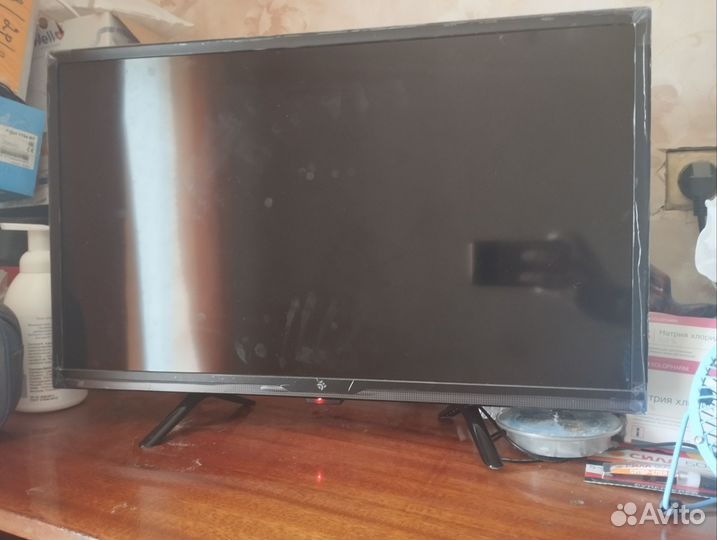 Телевизор SMART tv 24 дюйма