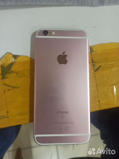 iPhone 6S, 32 ГБ