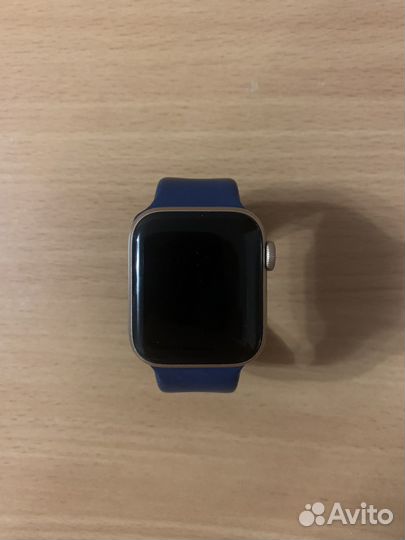 Apple watch se 40mm 90 акб