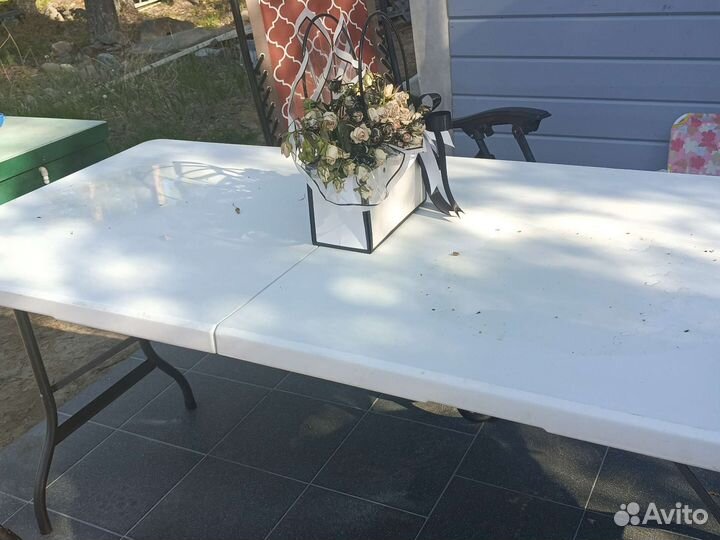 Стол складной пластиковый