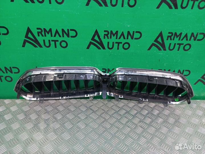 Решетка радиатора Bmw 5 Series G30 G31 2020-Нв