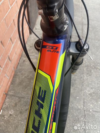 GT Avalanche 9R Elite (Deore/Air)