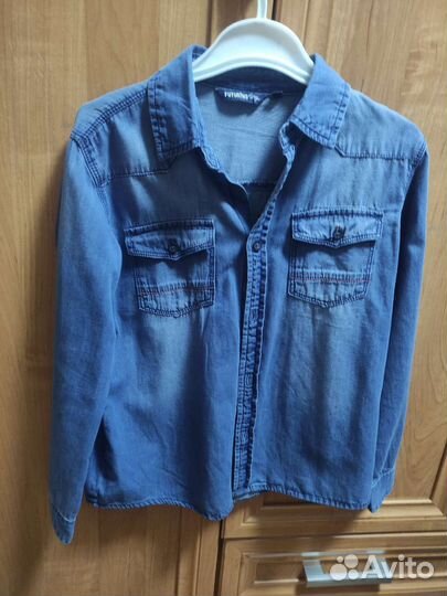 Джинсовая рубашка