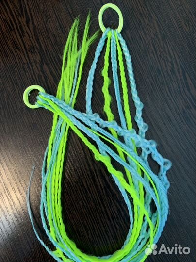 Косы с канекалоном