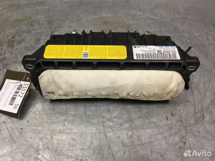 Подушка безопасности пассажирская (в торпедо)