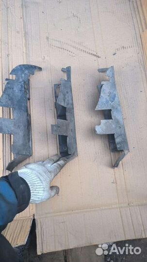 Дефлектор радиатора Audi A4B5