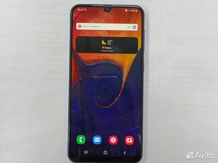 Samsung Galaxy A50, 6/128 ГБ